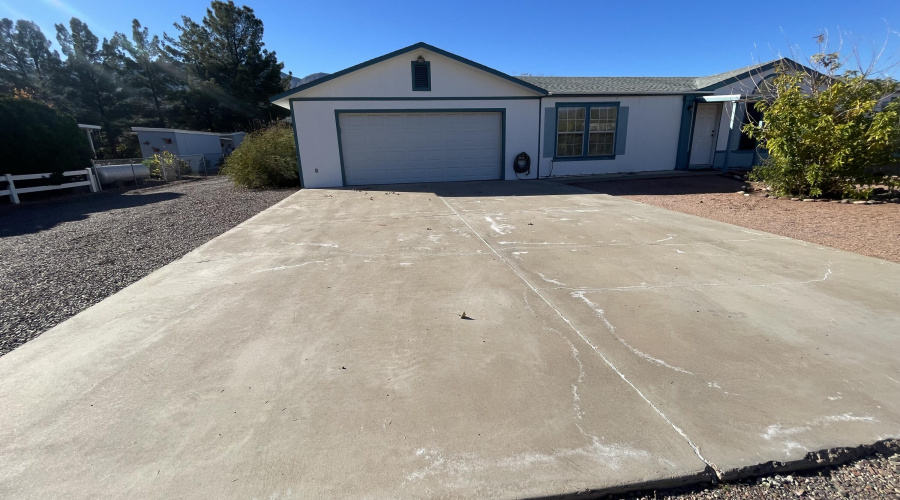 front concrete drive