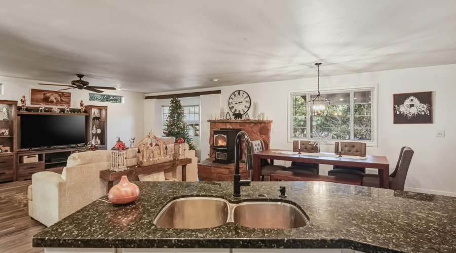 21_012_dsc_2758_11362792