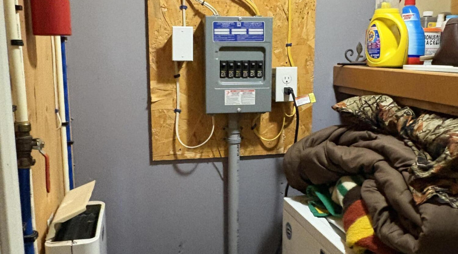 Laundry Room and Fuse Box