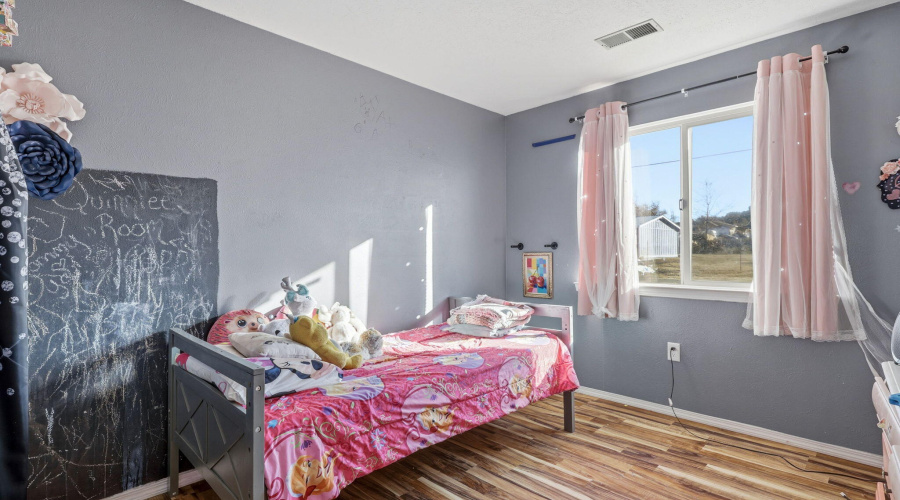 1100W7thLn-Eagar-AZ-18