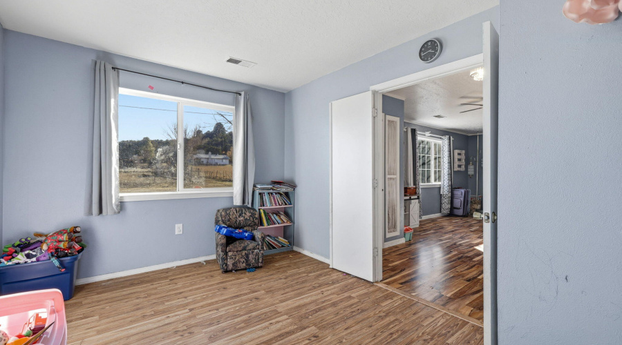 1100W7thLn-Eagar-AZ-9