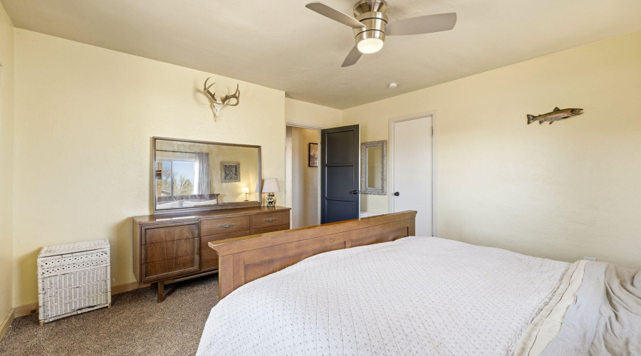 Master Bedroom to hallway