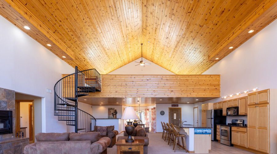 Beautiful Bright Loft