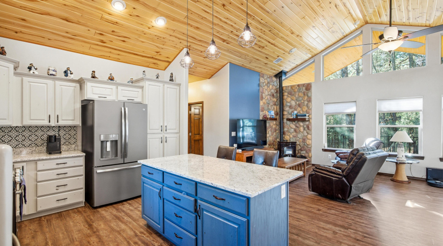 961ELaurenCt-ShowLow-AZ-12