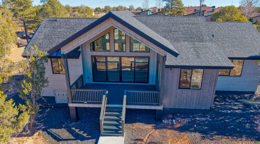 DJI_20251205110155_0285_D_AuroraHDR2019-