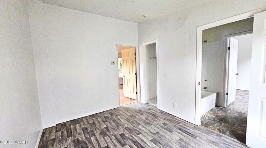 97b9e778-0a3b-43ea-a068-612a031b083c