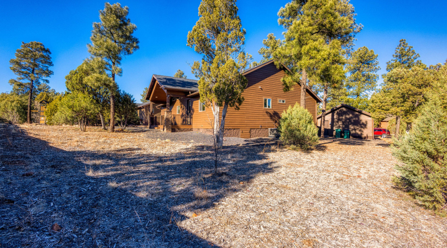 032_photo32_140_n_retreat_dr._sl_85901_j