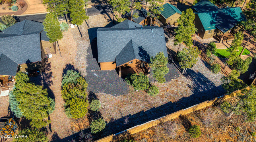 033_photo33_140_n_retreat_dr._sl_85901_j