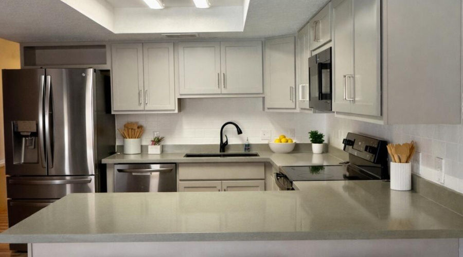 F9945DCE-E0F0-46CB-B257-0F0A217A8FD0