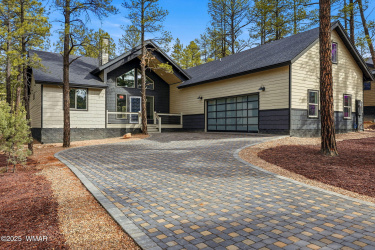 2400 Bench Road, Show Low, Arizona 85901, Bedrooms, ,Bathrooms,Residential,For Sale,Bench,259012