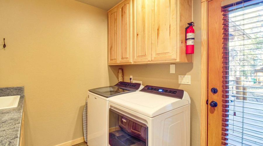 20251223220715093487000000-o