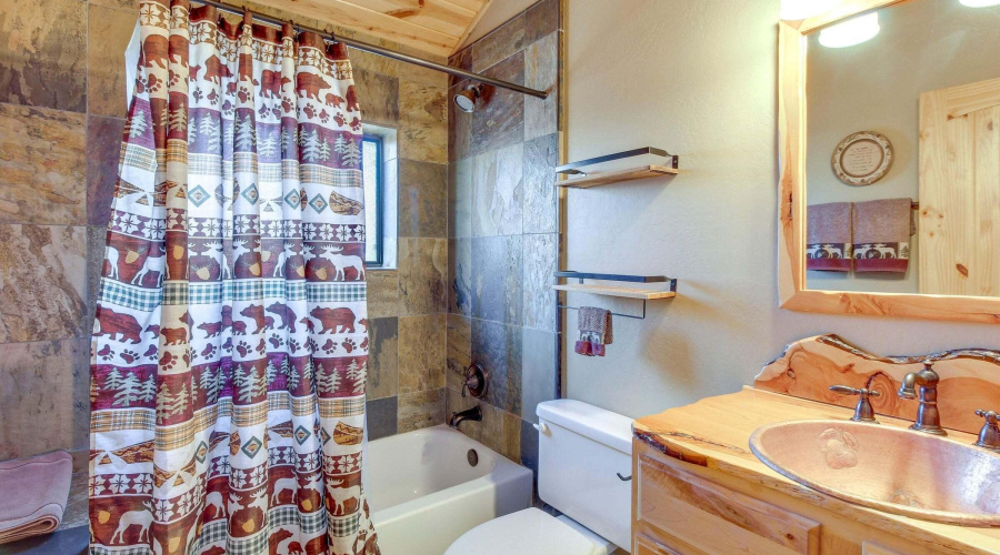 20251223220727893647000000-o