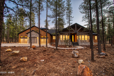 9525 Sierra Springs Drive, Pinetop, Arizona 85935, Bedrooms, ,Bathrooms,Residential,For Sale,Sierra Springs,259017