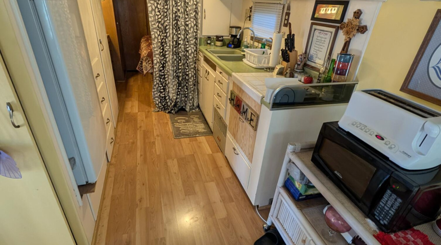 PXL_20251015_233836218