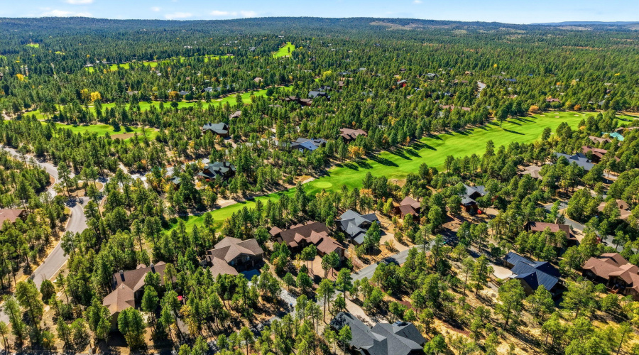 Torreon cabin on the golf course