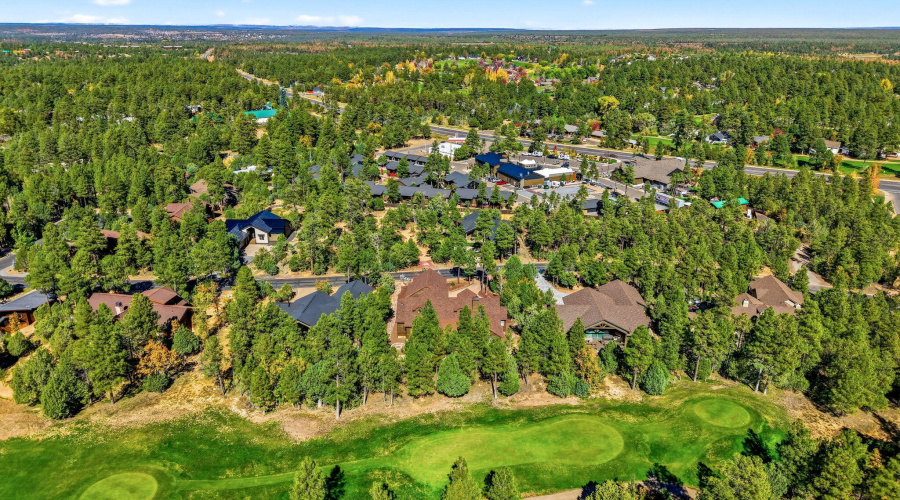 Torreon cabin on the golf course