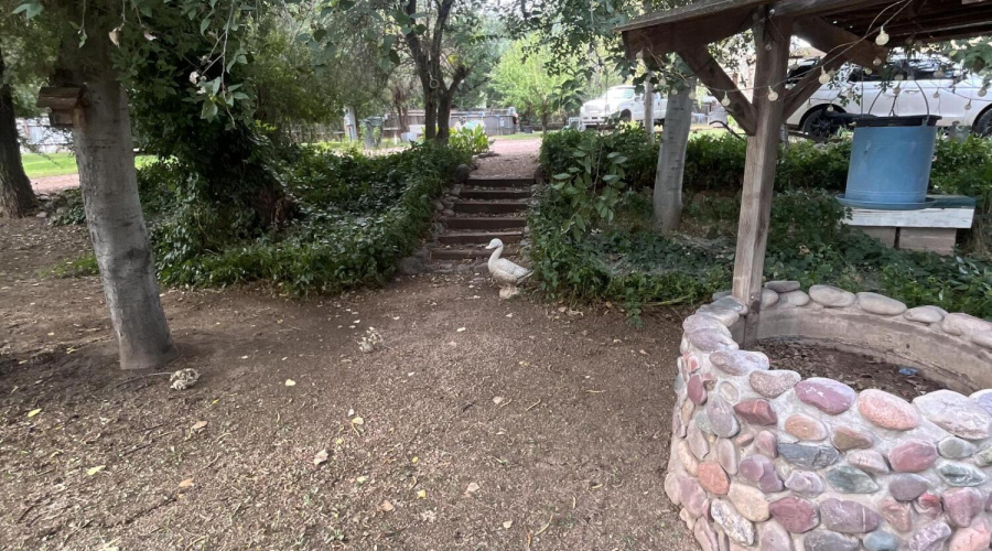 471298BF-18BB-4EA4-85C4-3B9177FDADCD