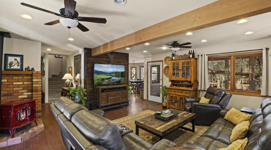 Great Room-Tan House