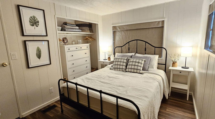 6_mstr_bedroom1_4309EBlueRidge