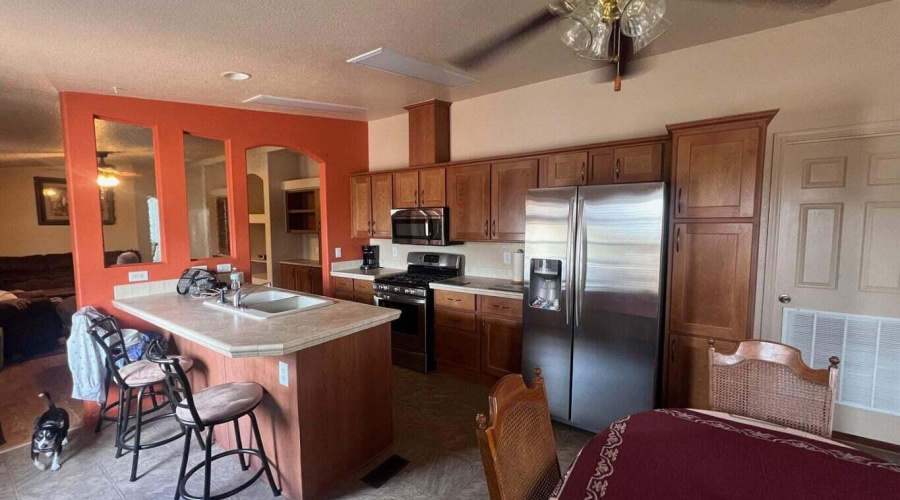 20250801224229574622000000-o