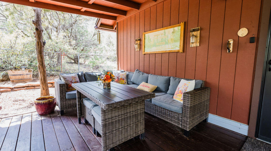 040_Trout_Creek_Cabin