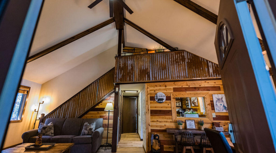 073_Trout_Creek_Cabin