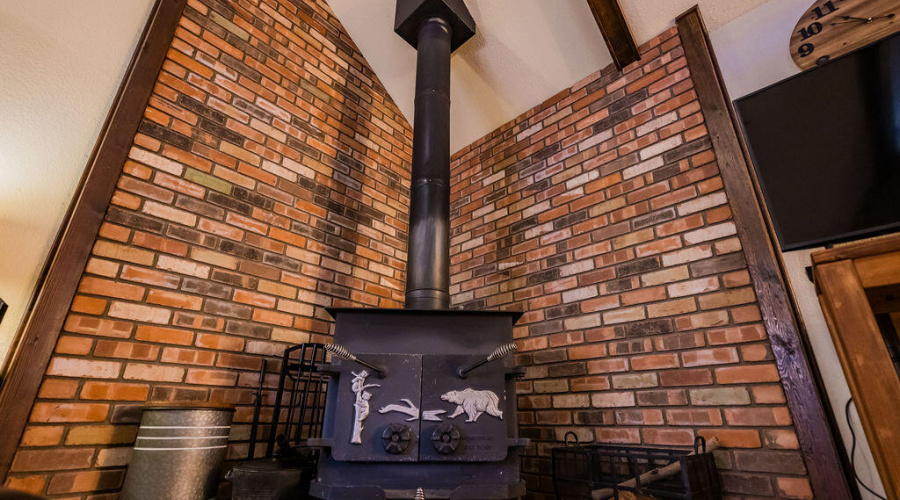 077_Trout_Creek_Cabin