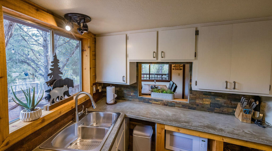 071_Trout_Creek_Cabin