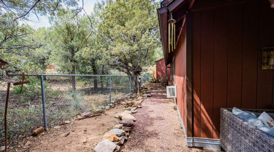 023_Trout_Creek_Cabin