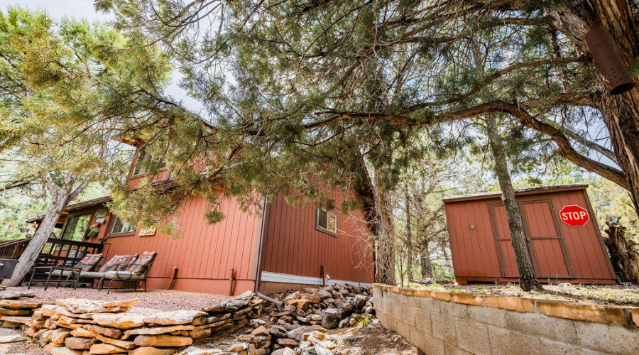 031_Trout_Creek_Cabin