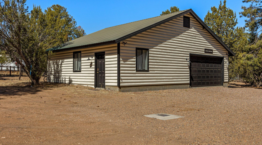 3310TontoDr-HeberOvergaard-AZ-40