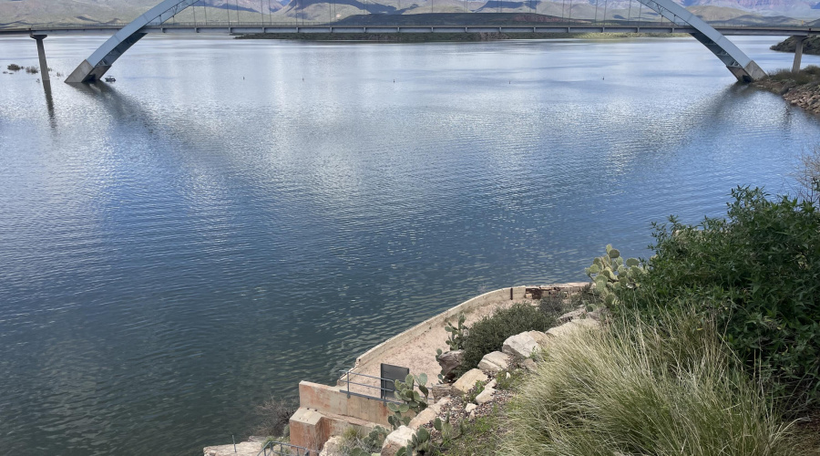Roosevelt lake Bridge