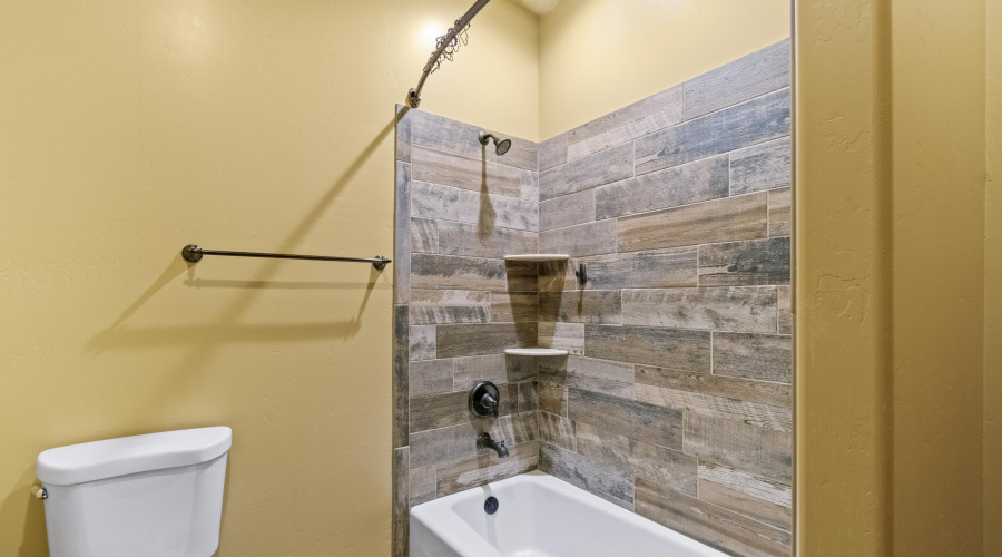 Bathroom 3 ensuite 2