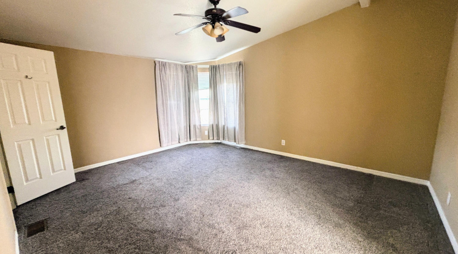 Media 46-E4EBCEE5-50A7-433C-9D29-1F4AA80