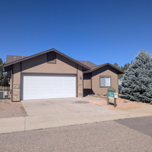 PXL_20251021_210724275.RAW-01.COVER