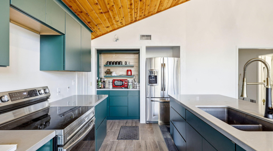 111CR1120-Greer-AZ-12