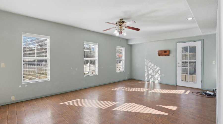 mls-228_Windmill_006