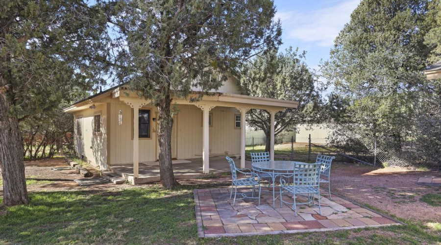 7984 W Vista Del Norte Front 2