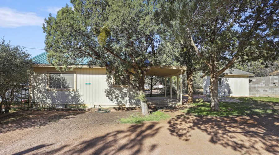 7984 W Vista Del Norte Side