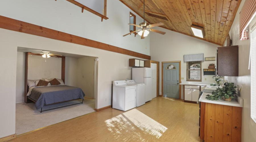 7984 W Vista Del Norte Great Rm