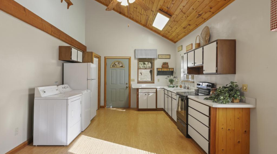 7984 W Vista Del Norte Kitchen 3