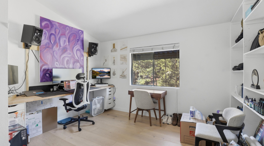 Bedroom 3-Office