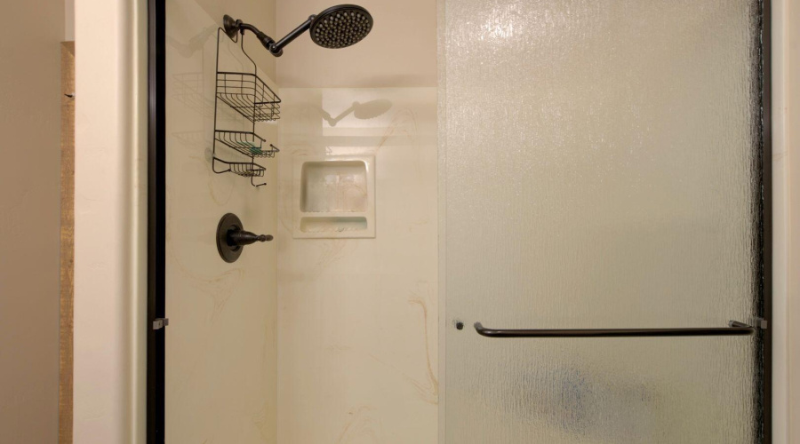 Galo master shower