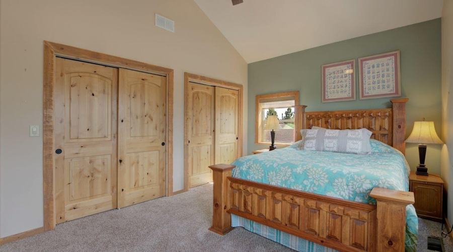 galo guest br dbl closets