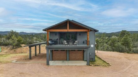 210 Valley Road, Payson, Arizona 85541, Bedrooms, ,Residential,For Sale,Valley,93346