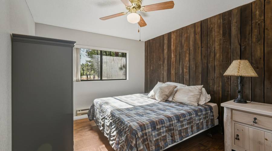 Guest bedroom 2