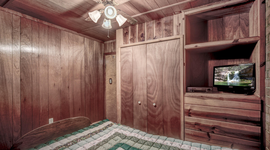 Bedroom #1