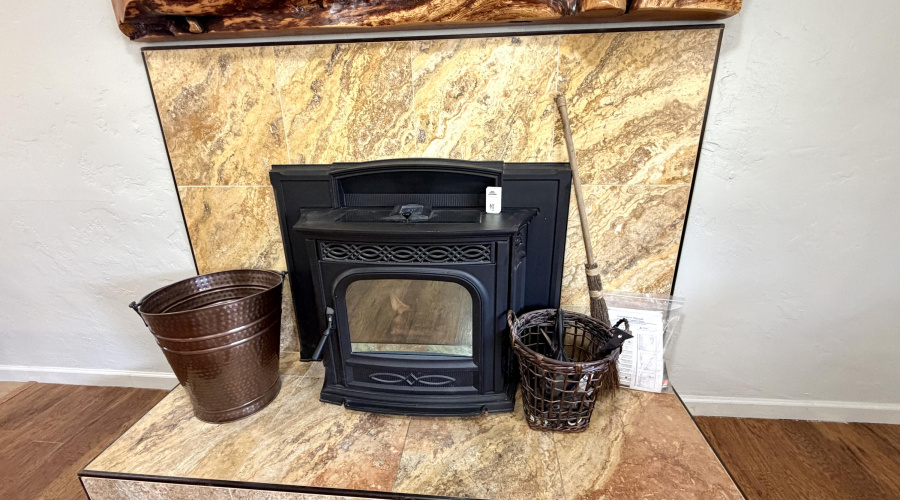 Pellet stove