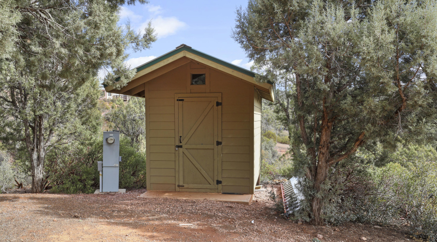 Shed