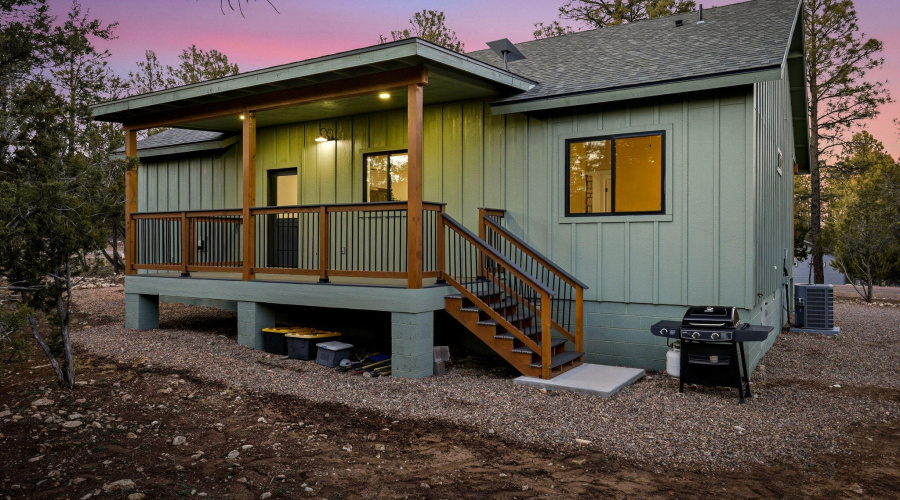 2225RoundaboutWay-HeberOvergaard-AZ-5